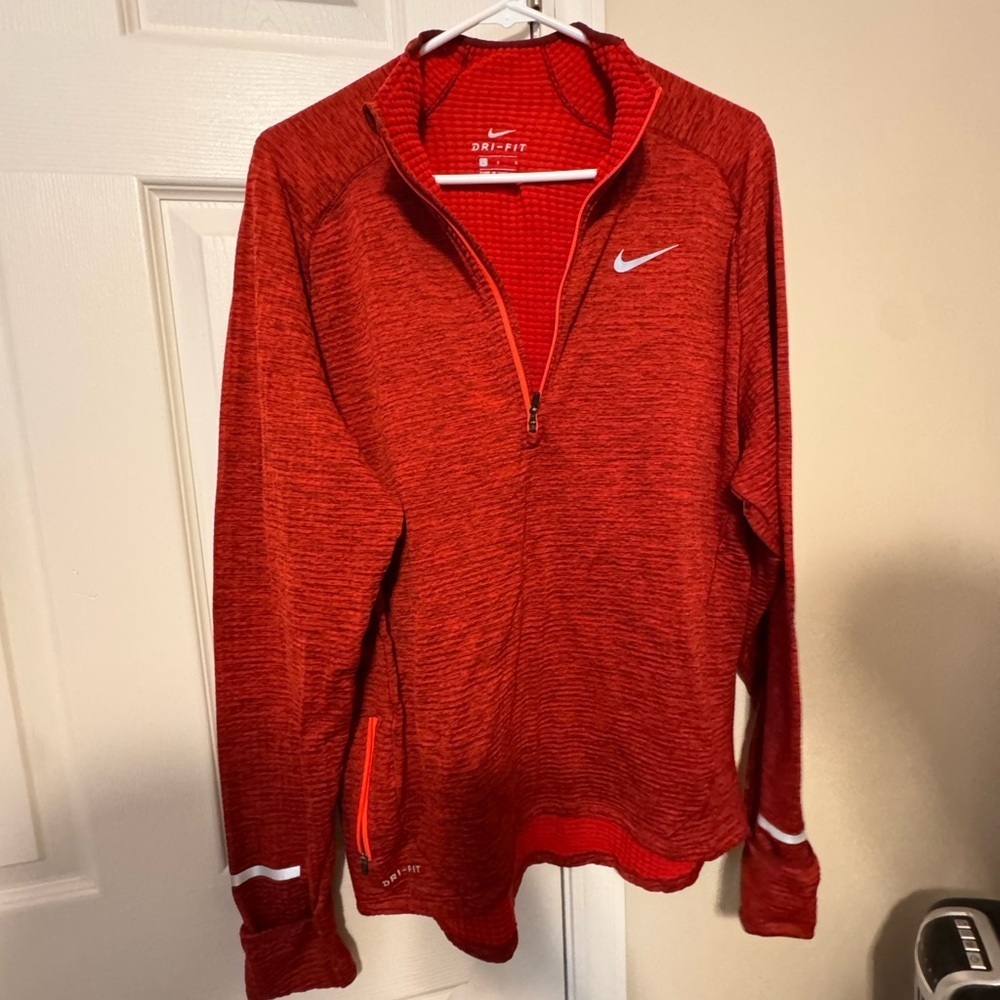 Nike dri fit men’s large red quarter zip athletic running